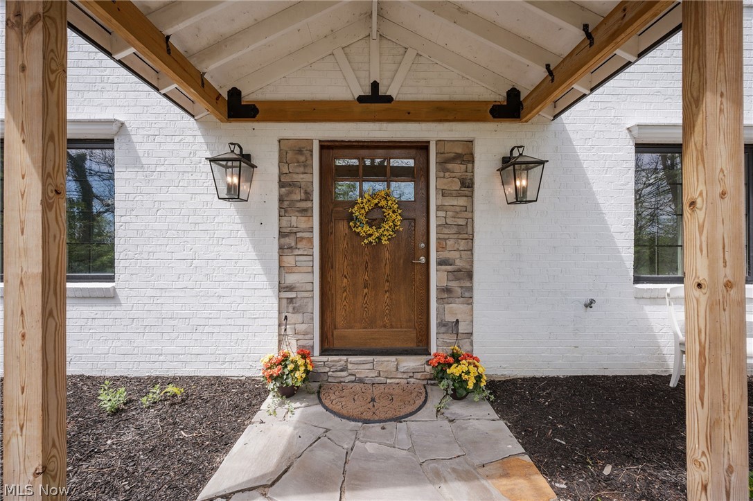 58 W Orange Street Chagrin Falls OH 44022