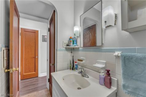 7601 Wooster Parma OH 44129