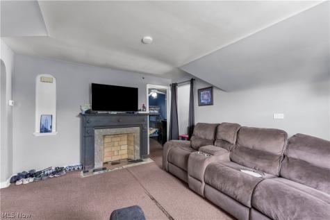 7601 Wooster Parma OH 44129