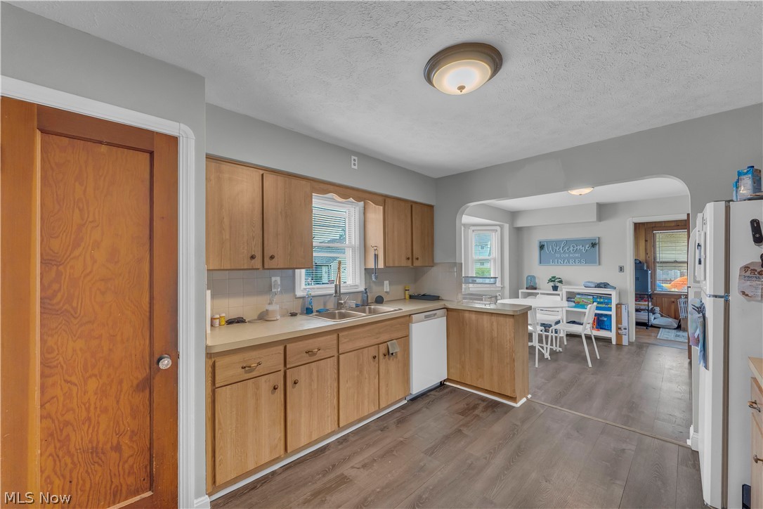 7601 Wooster Parma OH 44129