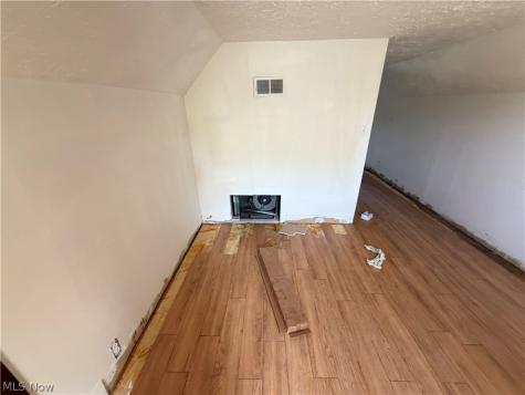 1190 E 84th Street Cleveland OH 44103