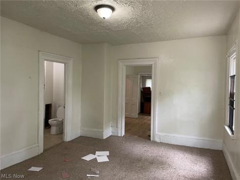 8018 Platt Avenue Cleveland OH 44104