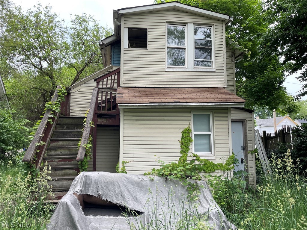 8018 Platt Avenue Cleveland OH 44104