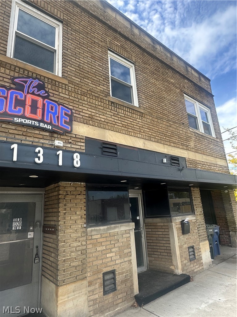 1318 Warrensville Center Road Cleveland Heights OH 44121