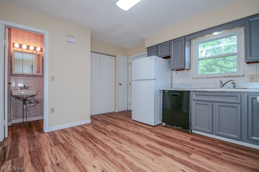 4296 & 4300 Lorwood Drive Stow OH 44224