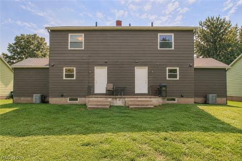 4296 & 4300 Lorwood Drive Stow OH 44224