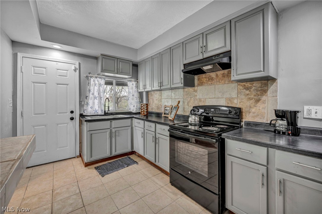 3200 Audubon Boulevard Cleveland OH 44104