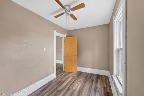 2026 W 44th Street Cleveland OH 44113