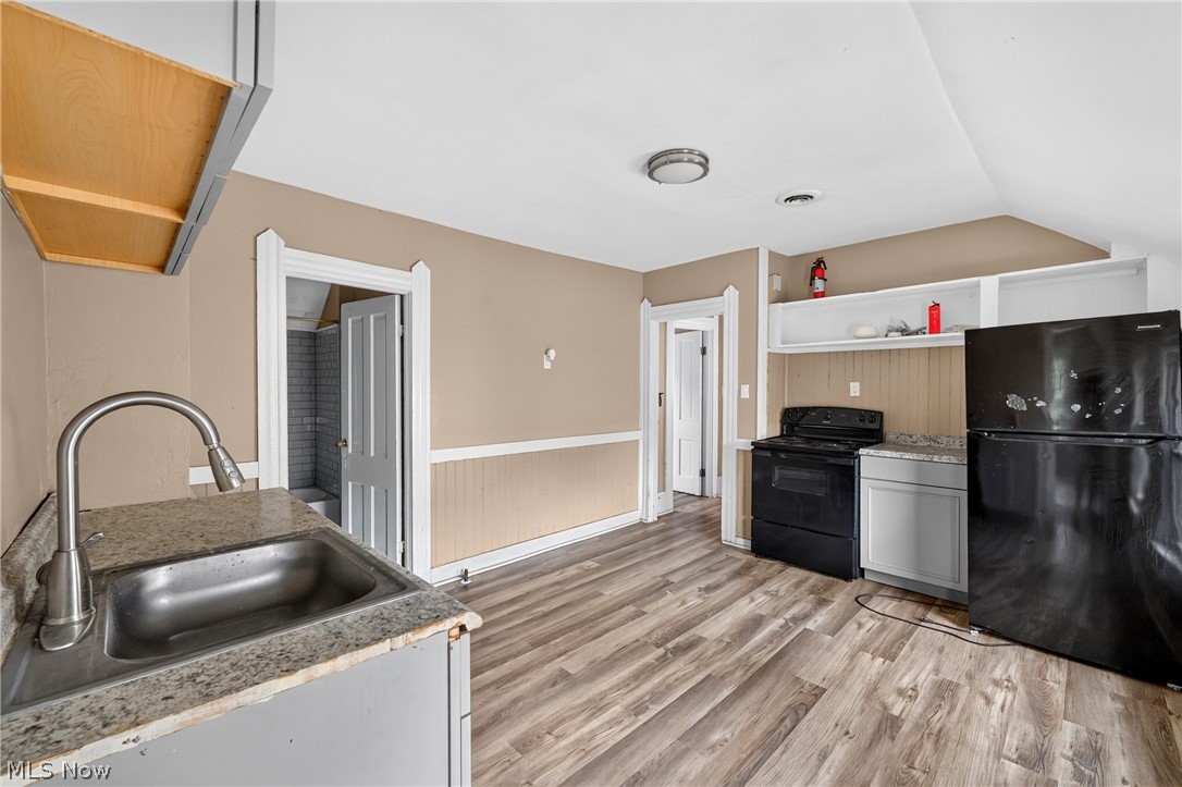 2026 W 44th Street Cleveland OH 44113