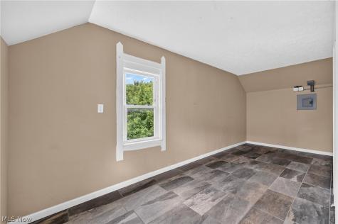 2026 W 44th Street Cleveland OH 44113
