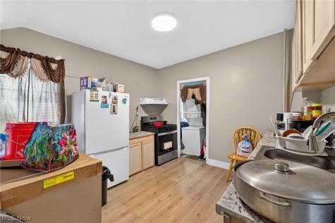 2026 W 44th Street Cleveland OH 44113