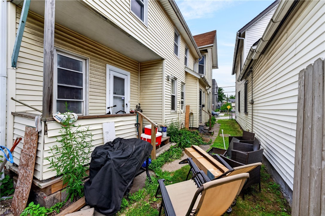 2026 W 44th Street Cleveland OH 44113
