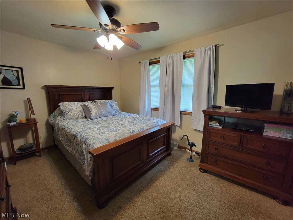 4504/4506 Middletown Road E New Middletown OH 44442