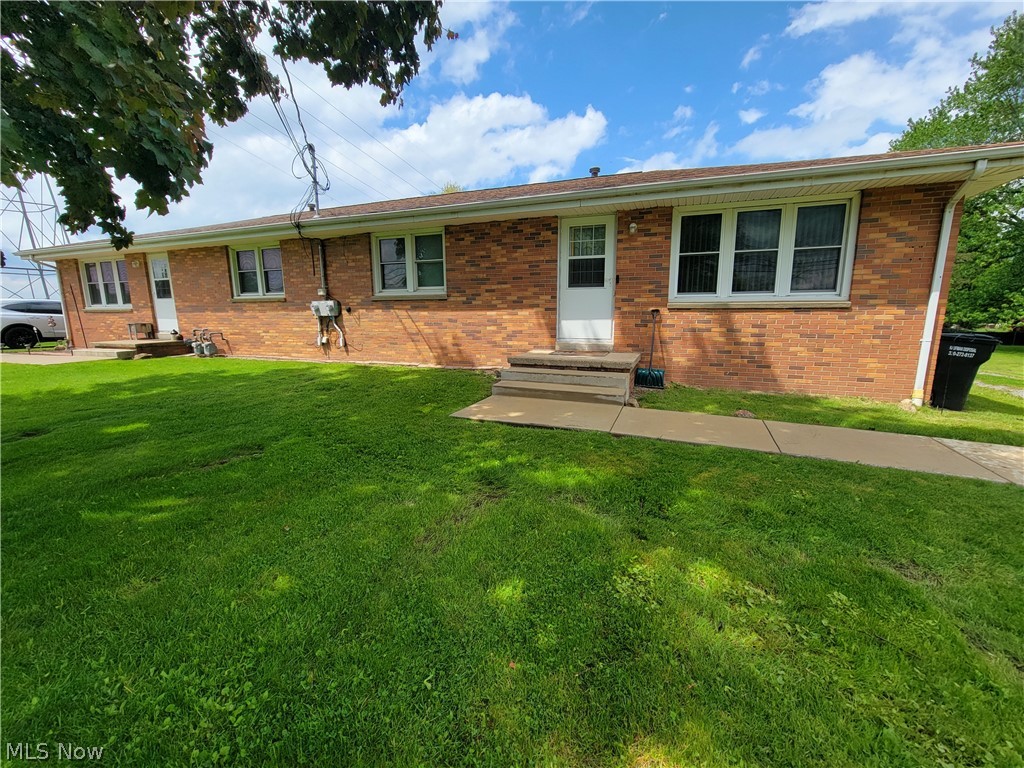 4504/4506 Middletown Road E New Middletown OH 44442