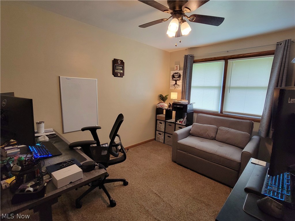 4504/4506 Middletown Road E New Middletown OH 44442