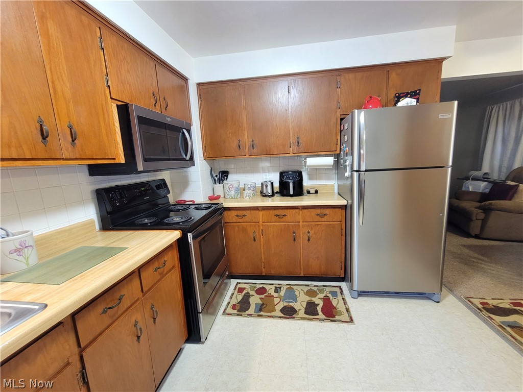 4504/4506 Middletown Road E New Middletown OH 44442