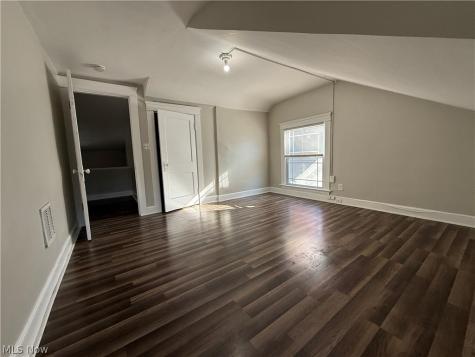 1275 Donald Avenue Lakewood OH 44107