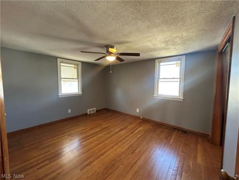 10925 Mccracken Road Garfield Heights OH 44125