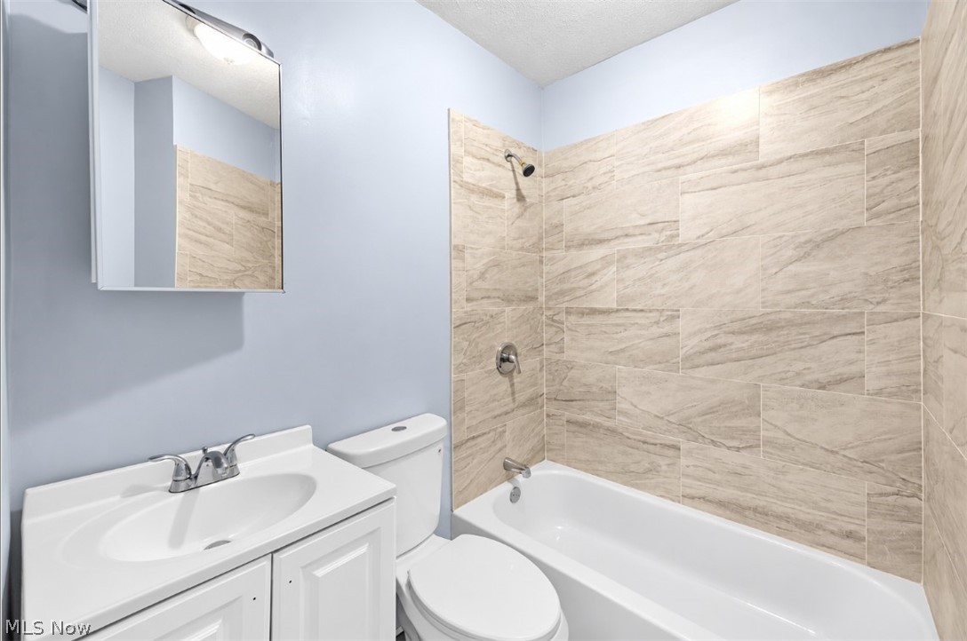 3229 Scranton Road Cleveland OH 44109