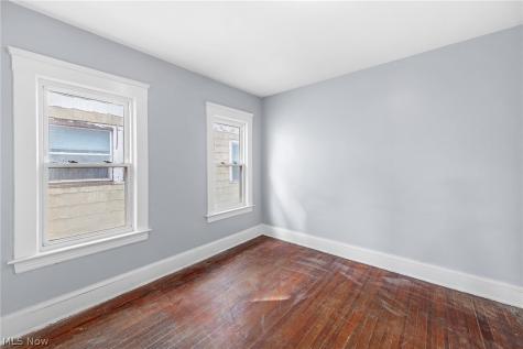 3229 Scranton Road Cleveland OH 44109