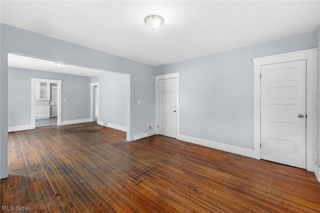 3229 Scranton Road Cleveland OH 44109