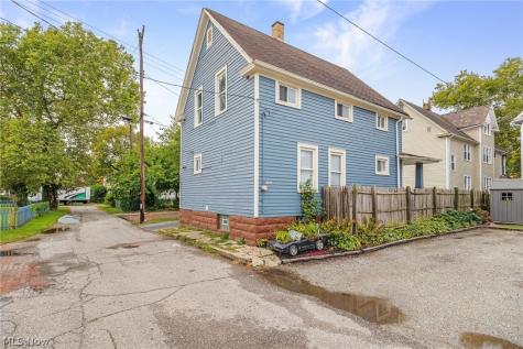 3229 Scranton Road Cleveland OH 44109