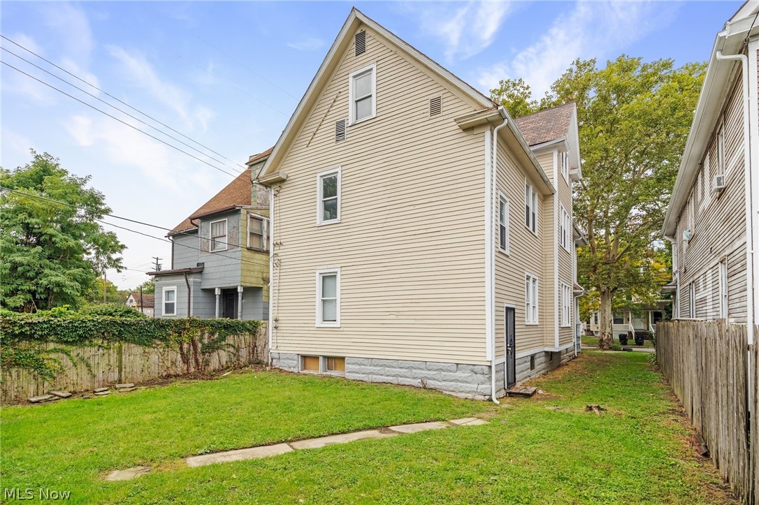 3229 Scranton Road Cleveland OH 44109