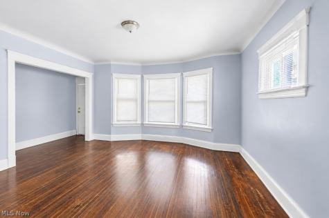 3229 Scranton Road Cleveland OH 44109