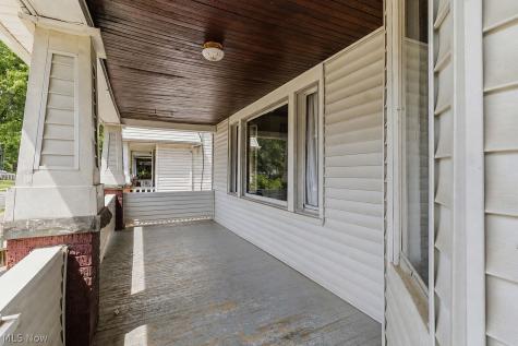 1907 W 71st Street Cleveland OH 44102