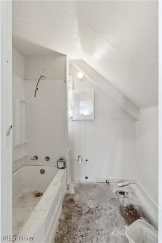 1907 W 71st Street Cleveland OH 44102