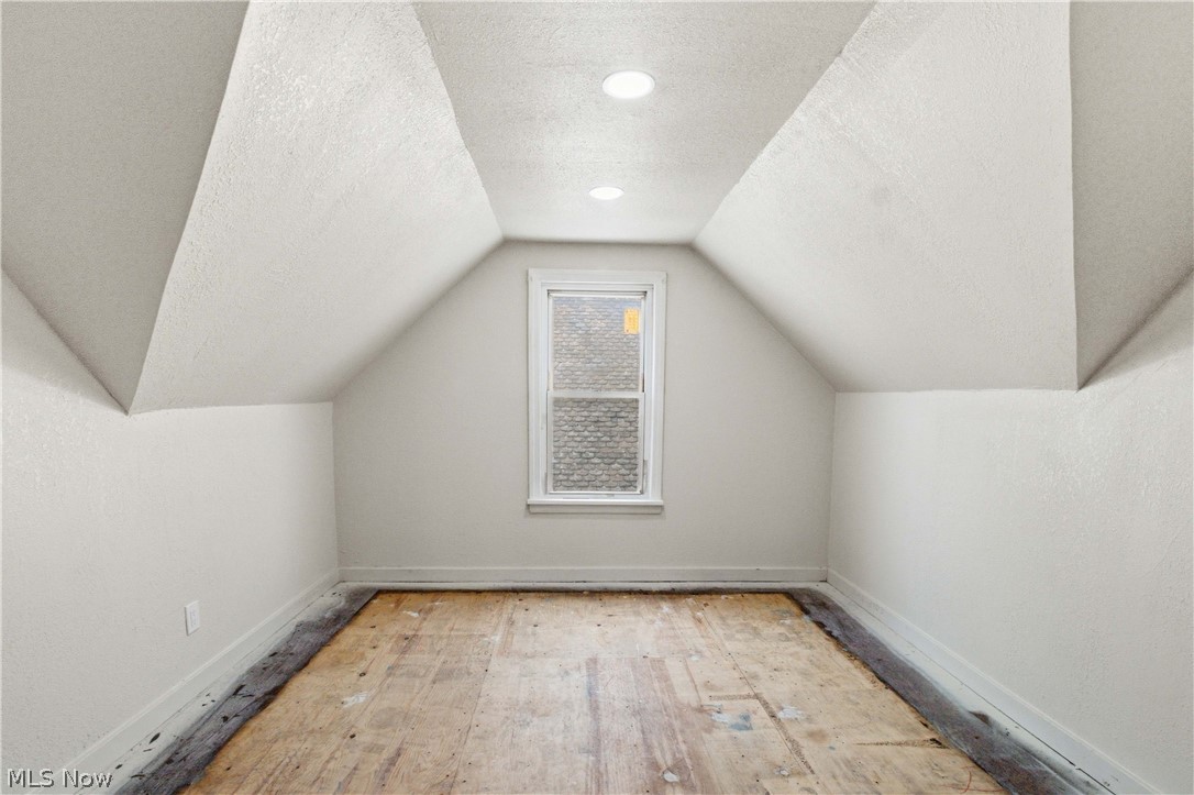 1907 W 71st Street Cleveland OH 44102
