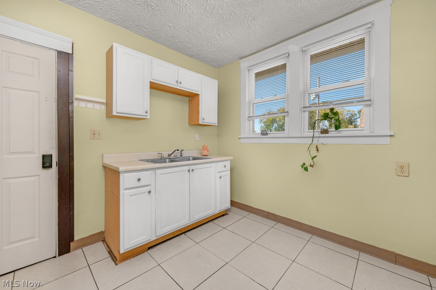12504 Woodside Avenue Cleveland OH 44108