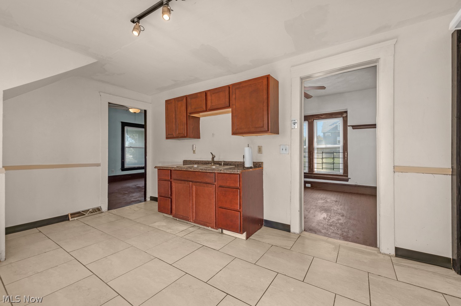 12504 Woodside Avenue Cleveland OH 44108