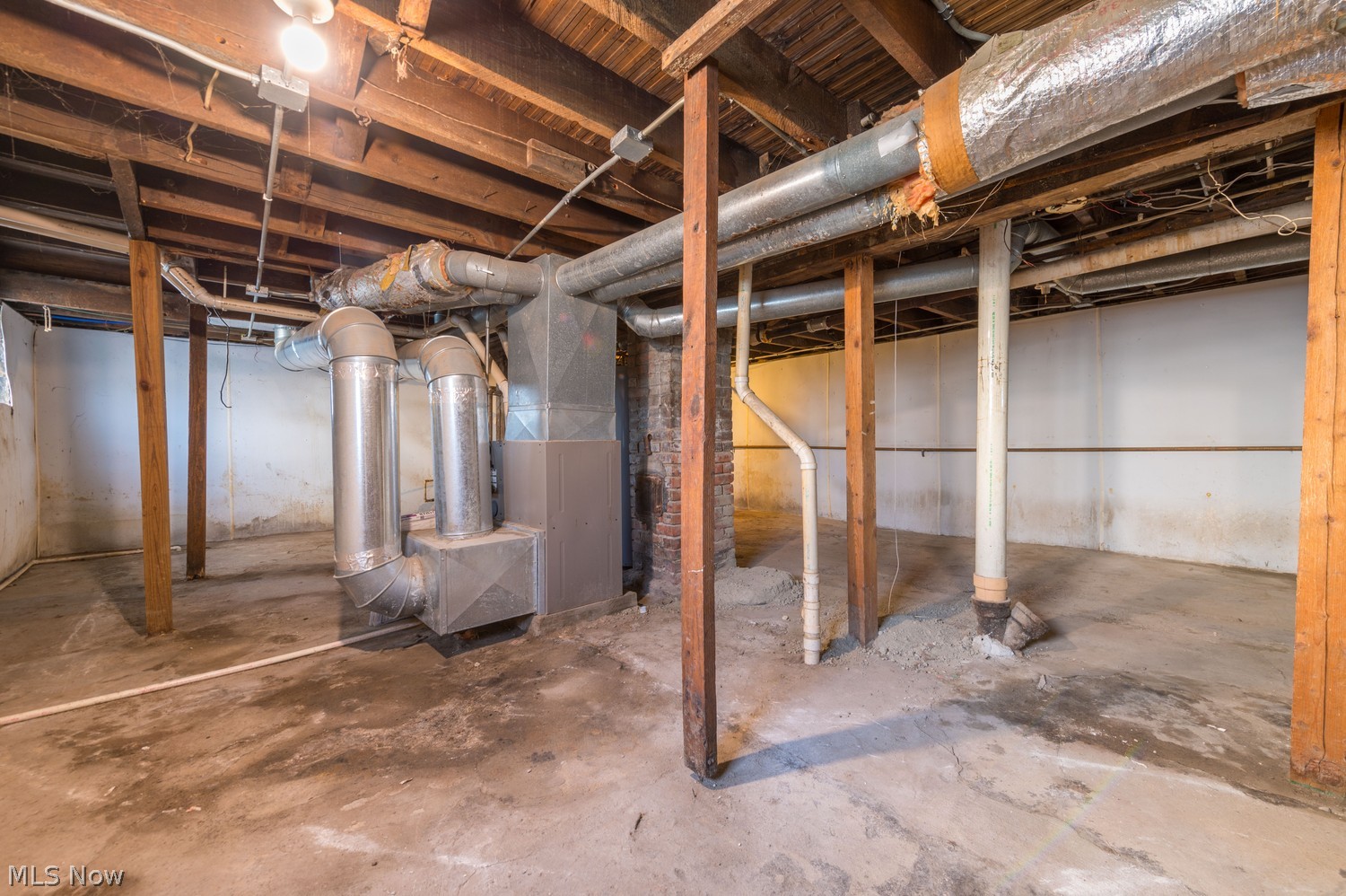 12504 Woodside Avenue Cleveland OH 44108