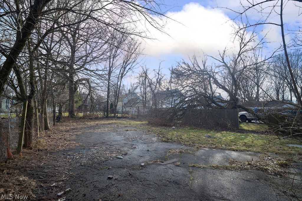 9714 Orleans Avenue Cleveland OH 44105