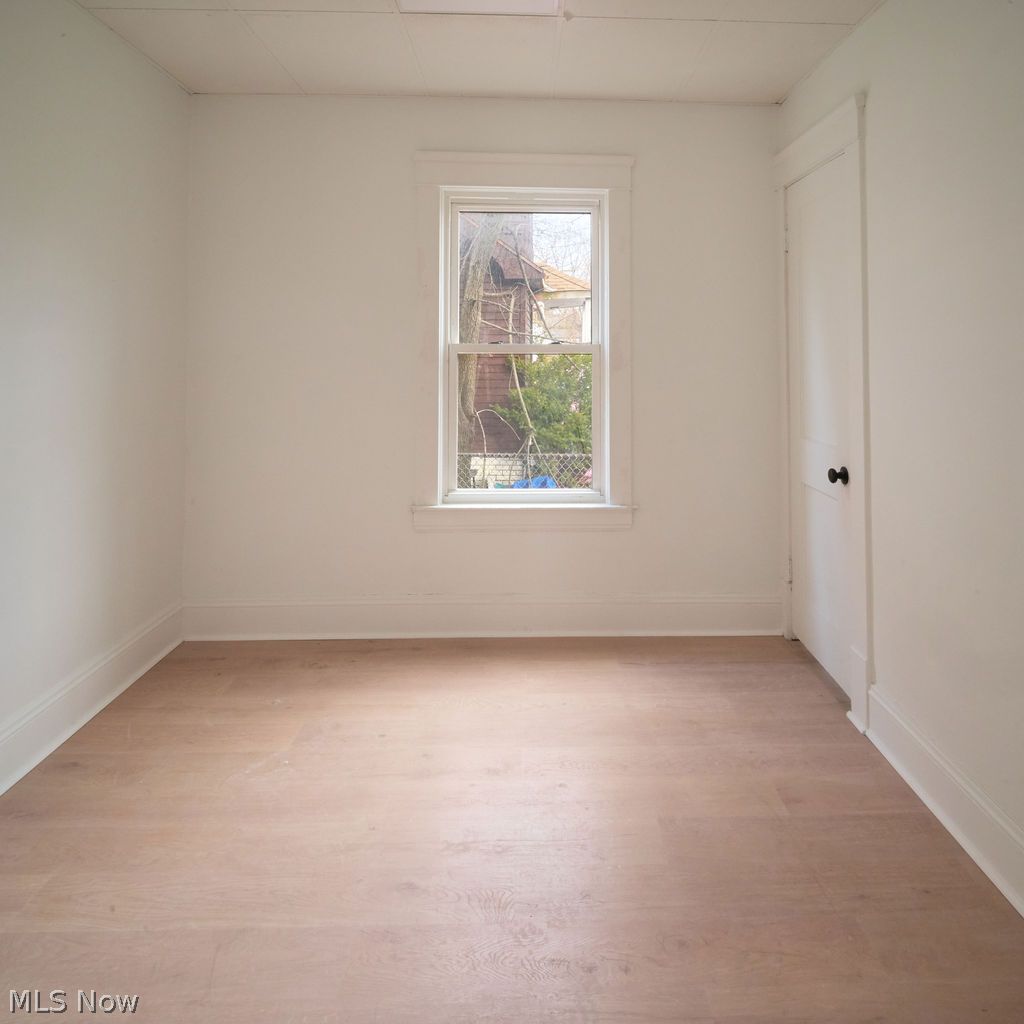 9714 Orleans Avenue Cleveland OH 44105