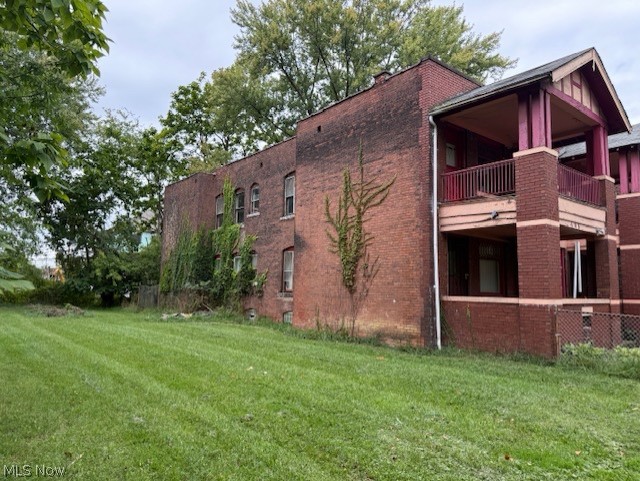 1316 E 112th Street E Cleveland OH 44106