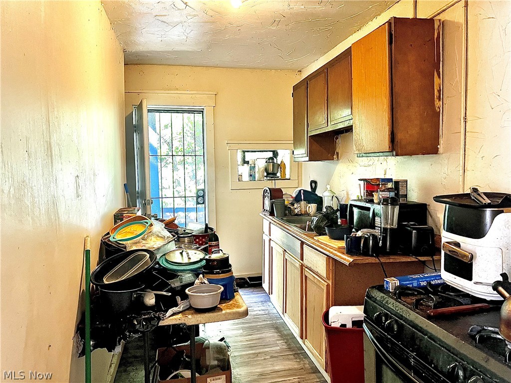 10413 Yale Avenue Cleveland OH 44108