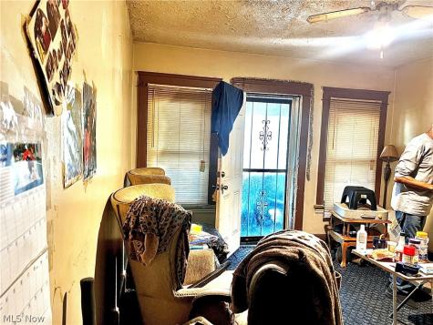 10413 Yale Avenue Cleveland OH 44108