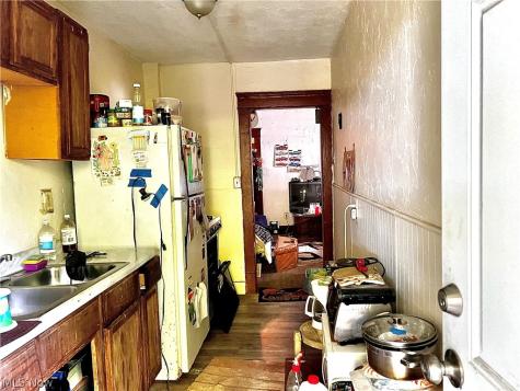 10413 Yale Avenue Cleveland OH 44108