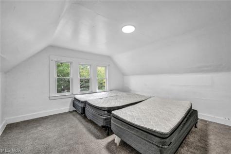 1352 E 86th Cleveland OH 44106