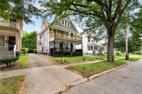 1352 E 86th Cleveland OH 44106