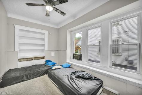 1352 E 86th Cleveland OH 44106