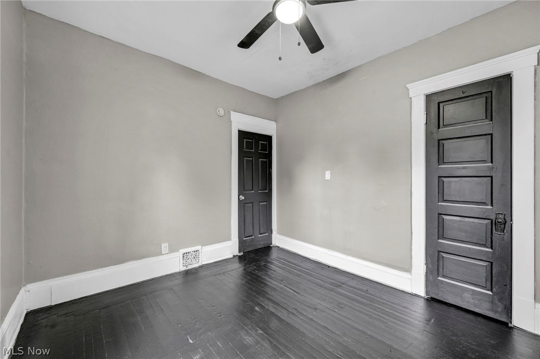 1352 E 86th Cleveland OH 44106