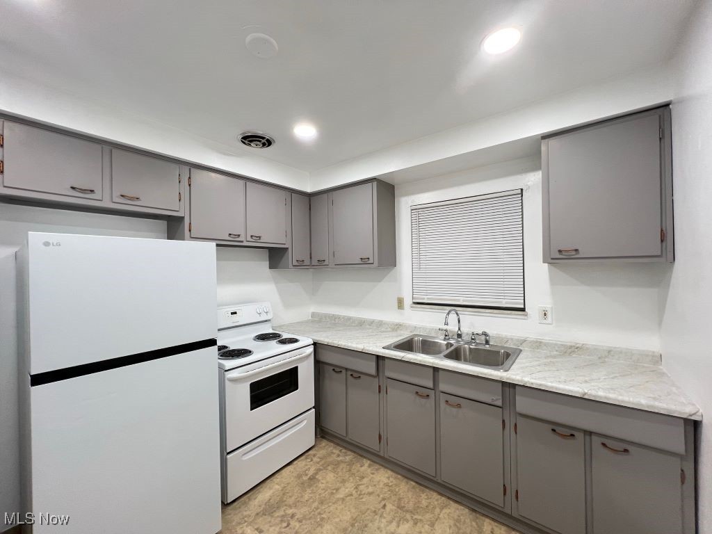 419 Center Road Bedford OH 44146
