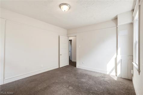 2200 E 81st Street Cleveland OH 44103