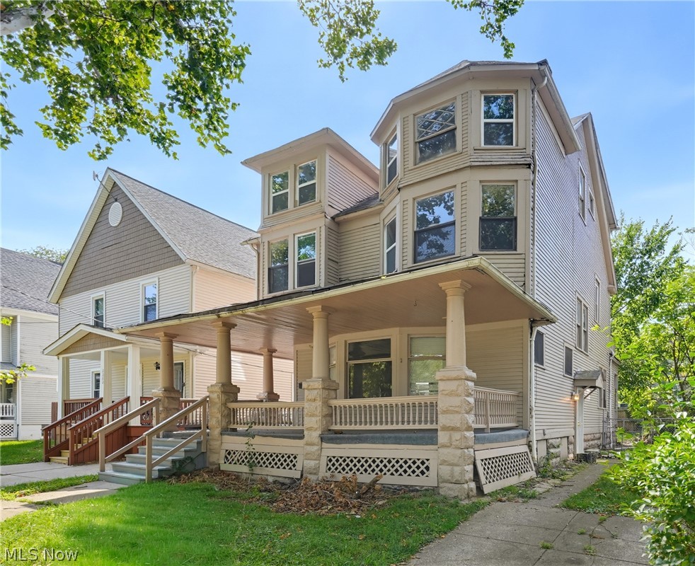 2200 E 81st Street Cleveland OH 44103