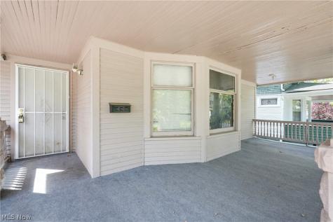 2200 E 81st Street Cleveland OH 44103