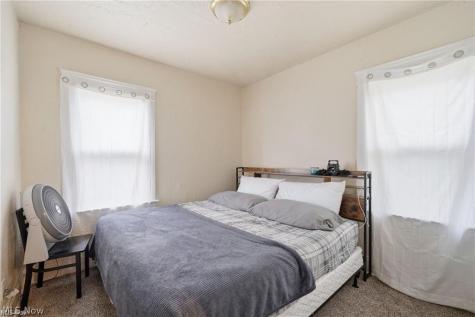 13611 Beachwood Avenue Cleveland OH 44105
