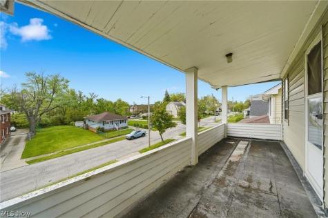 13611 Beachwood Avenue Cleveland OH 44105